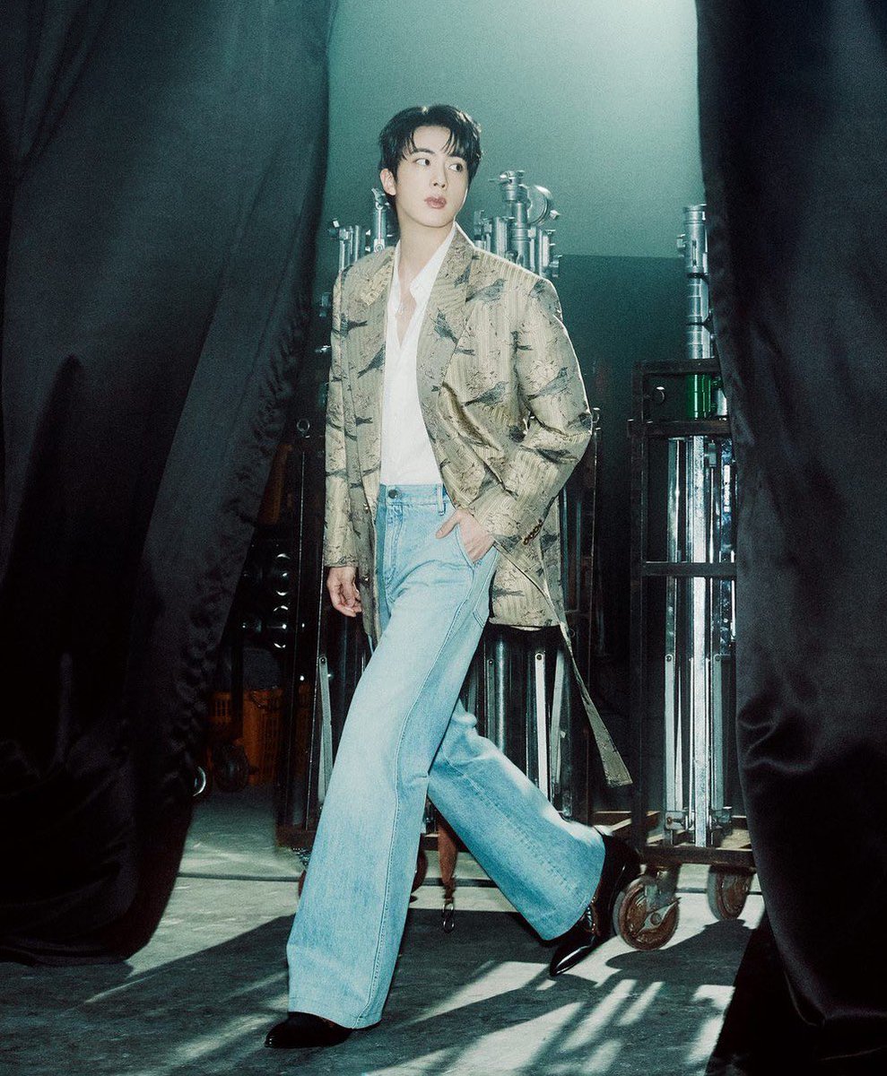 anyways him on the runway when