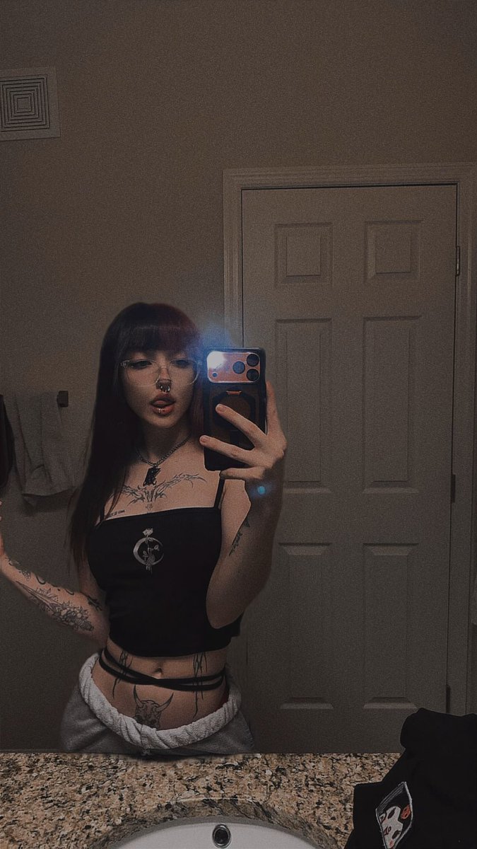 Mirror pics 🖤🥀 #fyp #egirl #goth #tattooed