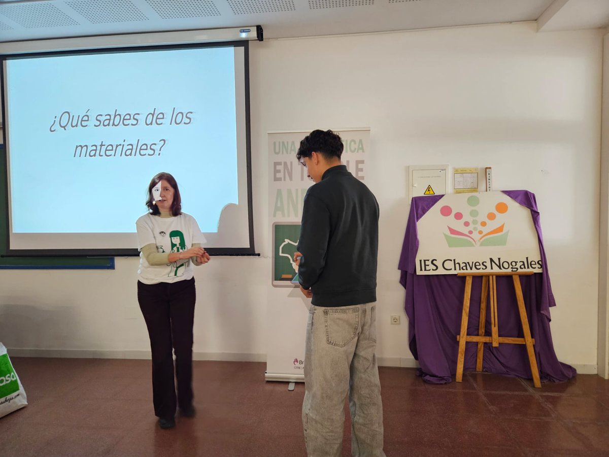 IES Chaves Nogales tweet media