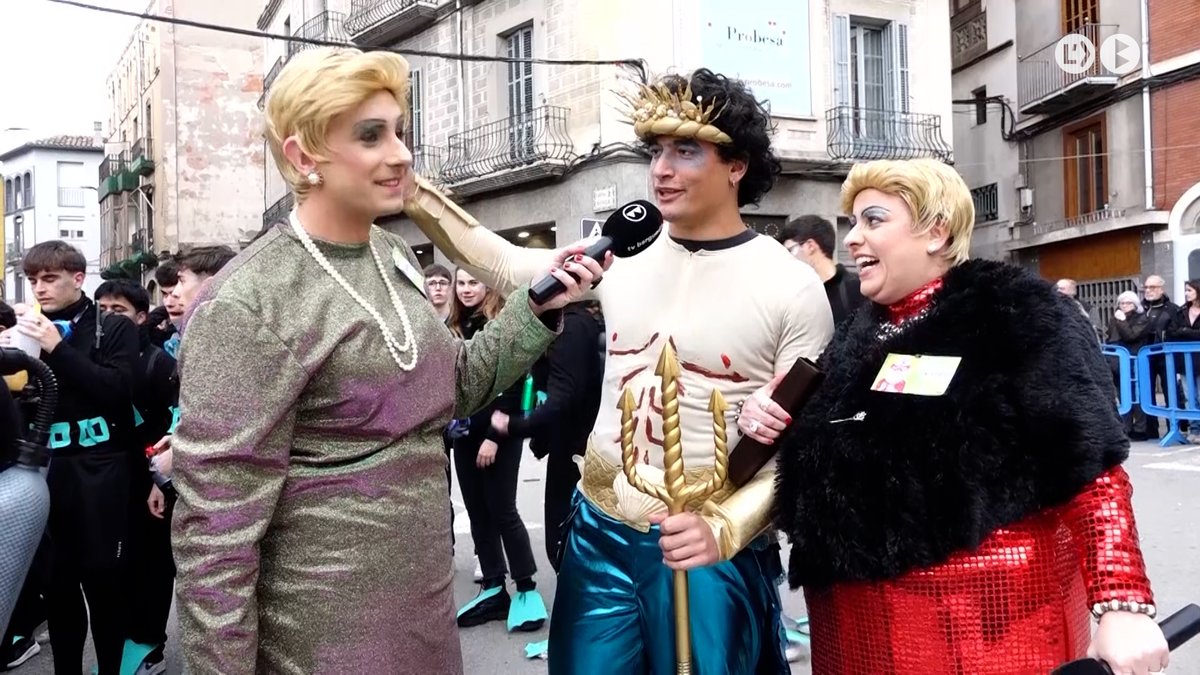 🔵 La bogeria del Carnaval torna en directe a la tele local
▶️ youtu.be/LYQkTEuwTzI

#linformatiu #catcentral #alacarta