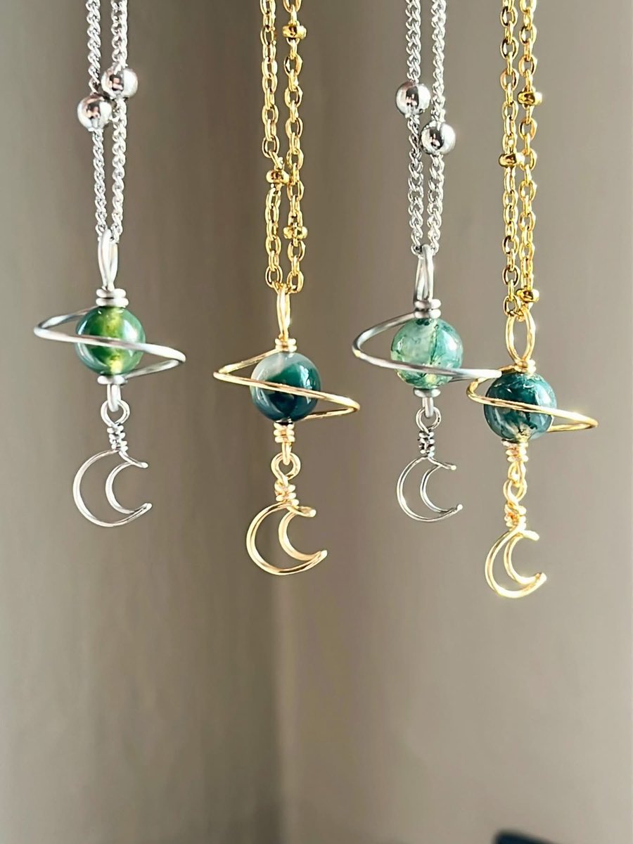 heidiswrapss's tweet photo. Mini moss agate planet pendants &amp; their moons🪐🌘 https://t.co/yZ4UT0OJOr
