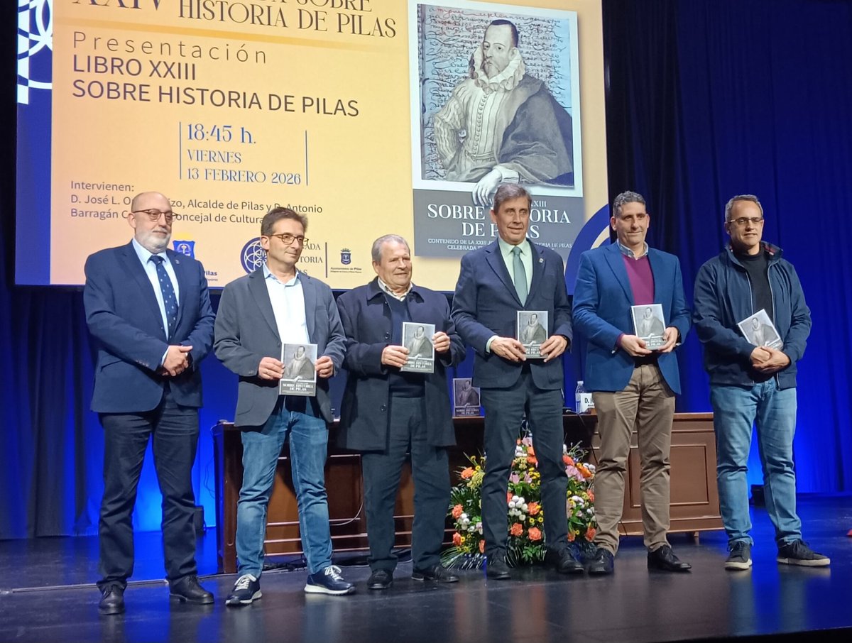 Reconocimiento a los coautores del  XXIII vol. de la Jornada sobre Historia de <a href="/AytoPilas/">Ayuntamiento de Pilas</a>. Entre ellos, nuestro apreciado <a href="/grandesevilla/">Terenti 🏆🏆🏆🏆🏆🏆🏆</a>, ponente del capítulo conmemorativo de nuestro 50° Aniversario, y nuestro querido titular, D. Enrique Lora, Dorsal de Leyenda del <a href="/SevillaFC/">Sevilla Fútbol Club</a>