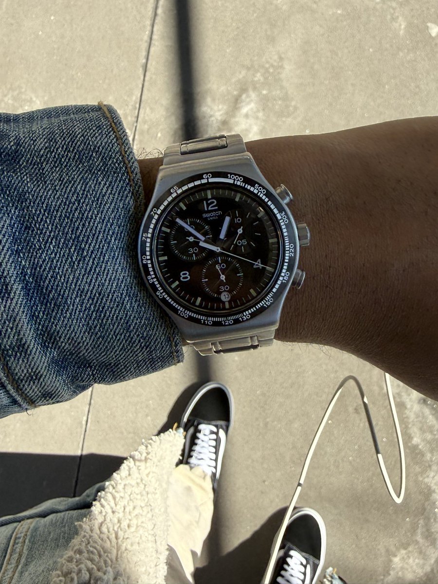 Aescano's tweet image. Back to classics…

Von Dutch
Swatch
Vans
iPod
Nintendo 3DS

 #NYC 🫰🏽😮‍💨