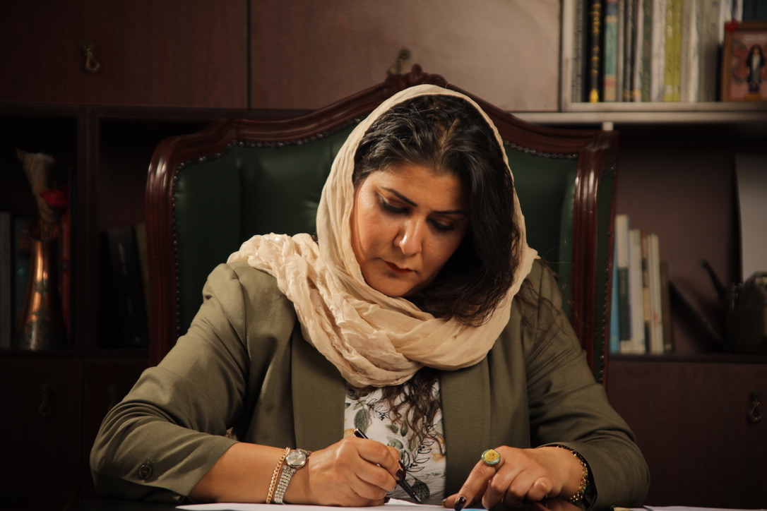 #شیما_قوشه از چهار هفته پیش در بازداشته و ازش بی‌خبریم.