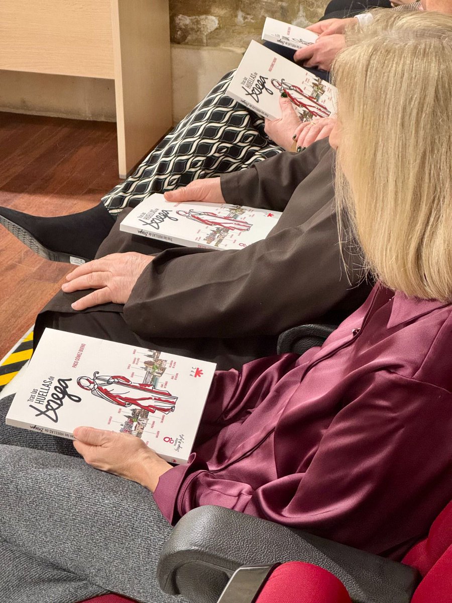 🤝 #Caravaca participa la Asamblea General de la Red Huellas de Teresa en #Úbeda

En la sesión se han aprobado los presupuestos para 2026 y se ha acordado continuar impulsando la difusión del legado teresiano con actividades culturales, exposiciones y otros proyectos conjuntos.