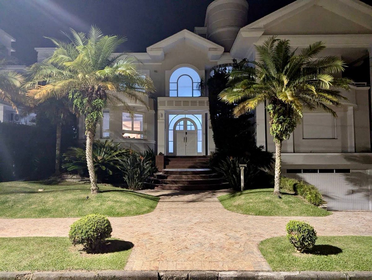 Ipê City tweet media