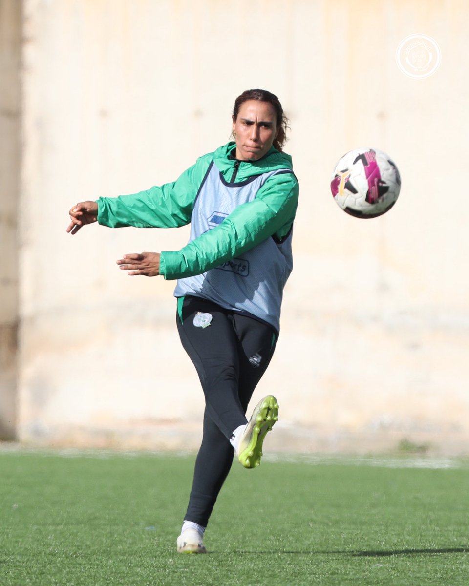 RCAwomen's tweet photo. Final session before tomorrow’s challenge against Sporting Casa. 💪 https://t.co/D18k9Jb4tV