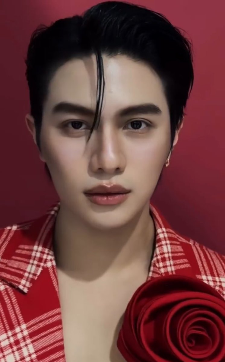 sercodef's tweet image. วาเลนไทน์ผมไหว้พ่อ