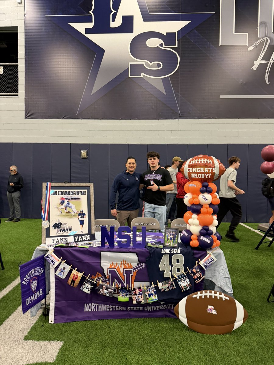brody2430's tweet photo. 100% committed #Forkem 🤘😈 @NSUDemonsFB @BlaineMcCorkle @CoachJwill_ @Coach_Conner1 @CoachJRayburn @KyleMossakowski @ChrisMassaro58 @LSHS_FBRecruits @drkharp https://t.co/dFWkzLoNM6