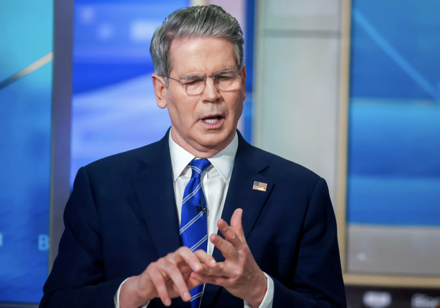 Coin Bureau tweet media