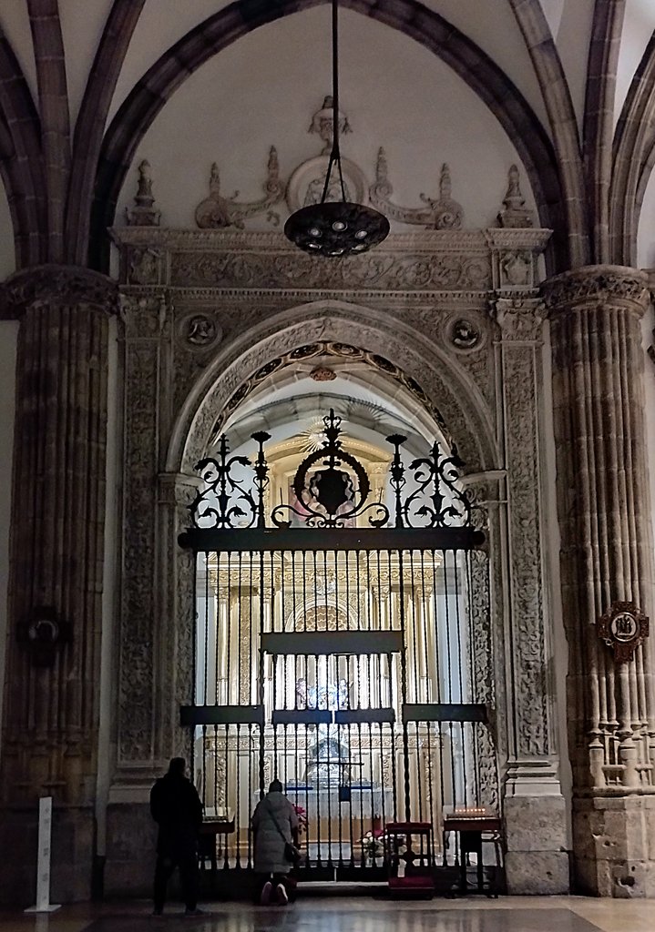 alcalaturismo__'s tweet photo. Buenas tardes, torre, capilla renacentista, Catedral Magistral...🏛️ #experiencias de Alcalá de Henares  #AlcaláEnamora  #visitasguiadas 👉 @AlcalaTurismoY_ #España  #Spain https://t.co/ZBMdhOiZG5