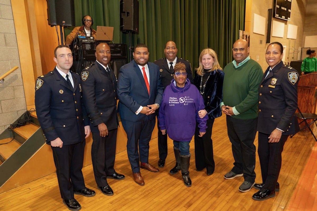 NYPD 28th Precinct tweet media