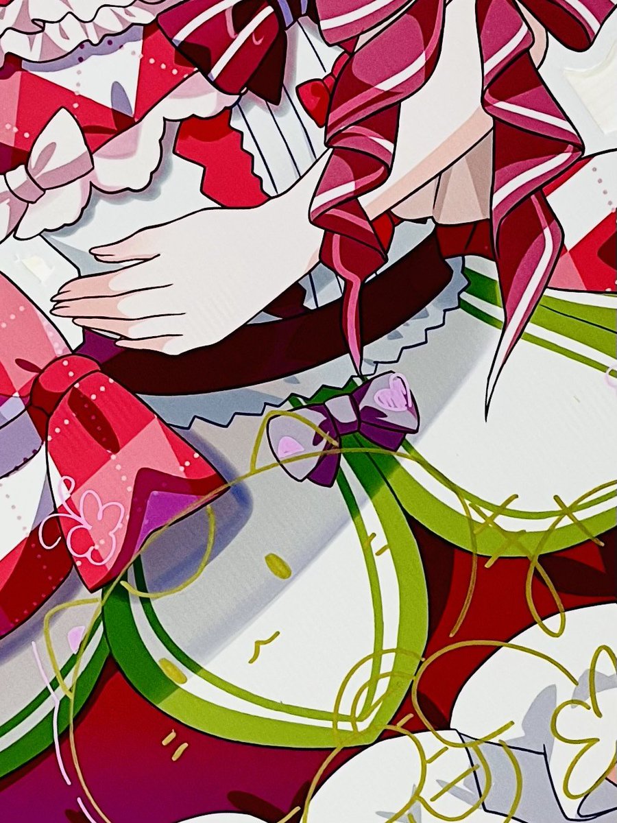 น้องแมวถืออะไรยุน้าาา ฮิๆๆๆ 🐾