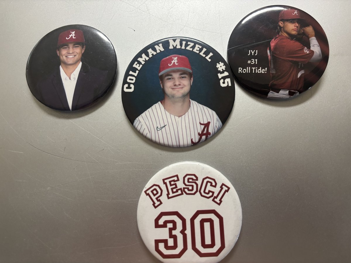 rogerpatmyers's tweet photo. Roll Tide! ⁦@WilliamsonJosey⁩ ⁦@coleman_mizell⁩ ⁦@JonYoungJr1⁩ ⁦@PesciAnthony⁩ #BamaBaseball2026🐘⚾️ https://t.co/MgPgpDmupU