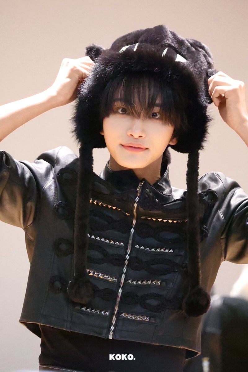 zz_kokko's tweet image. 260213
🐈‍⬛🖤🫳🏻
#SEONGHWA #ATEEZ #성화 #에이티즈