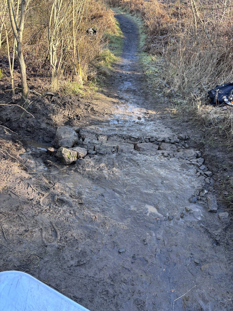 Another day on the trails for the team. Helping to problem solve drainage issues and make the trails more accessible for all who use them. Before and after photos to show the great work carried out! Smashed it, the sun even came out for what feels like months of grey skys😎☀️