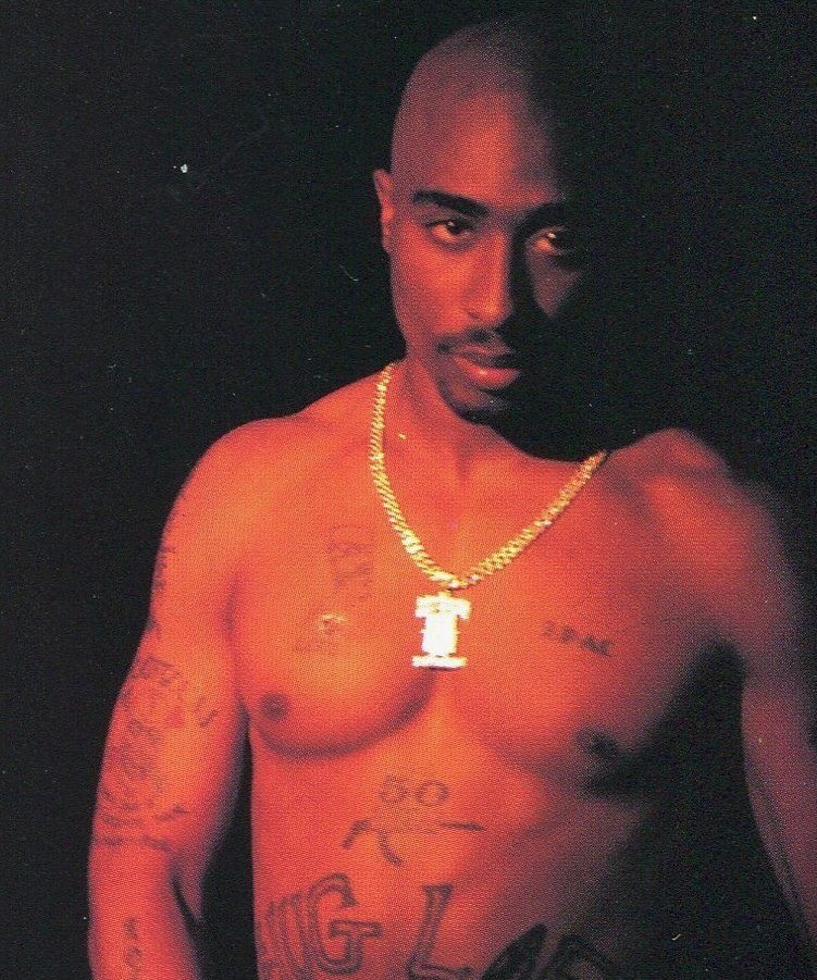30 years ago today, 2Pac released his classic album “All Eyez On Me” 💿

It was the first Hip-Hop album to chart multiple #1 hits with “California Love” and “How Do U Want It”

It debuted and No. 1 selling 566k first week and is certified diamond 💎