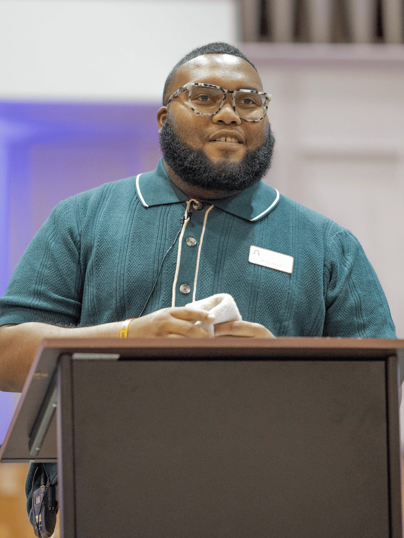 BrewtonParker's tweet photo. This week in chapel, Willie Ford shared from Matthew 22, reminding us how distractions and excuses can pull us away from God’s will.

The challenge: Who are we listening to?

Quiet the noise. Listen for His voice. Be ready to move when He speaks. 🙏 https://t.co/zl2HiqeeK6