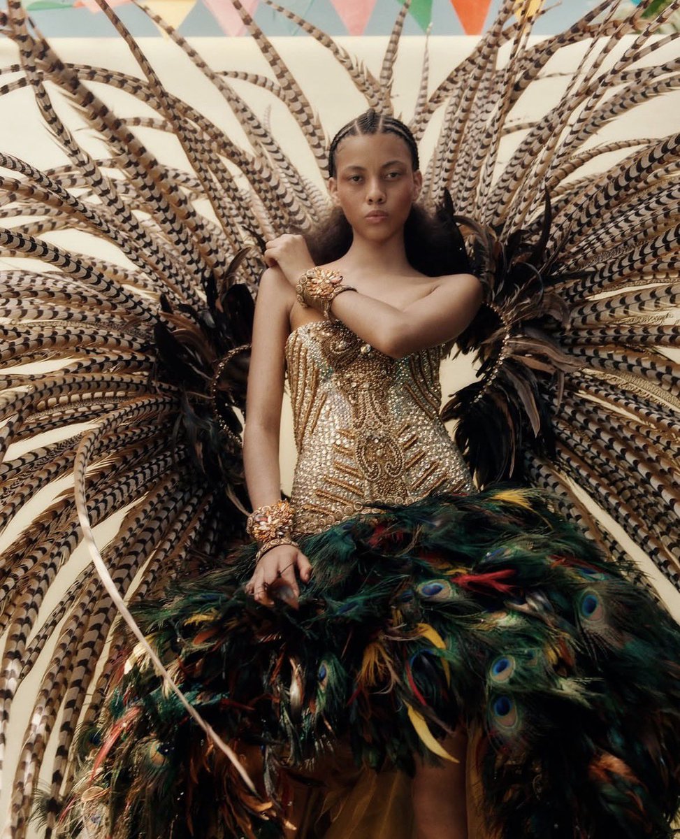 WonderMafe's tweet image. estoy enamorada de este momento de la historia en donde la industria de la moda reconoce por fin la importancia de nuestro legado cultural 🥹🤍 lo que sucede en el Carnaval de Barranquilla también hace parte de la historia de la moda colombiana y necesitamos reconocerlo más 🧚🏻‍♀️