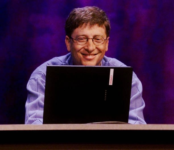 In Seattle, Microsoft CEO Bill Gates announces that a new operating system, “Windows XP,” will release later this year.