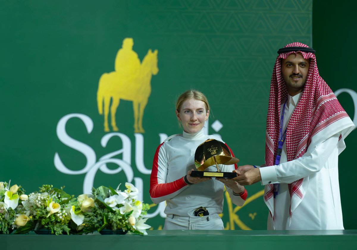 SPA_Spor's tweet photo. الخيال الفرنسي ميكايل برزلونا يحرز لقب تحدي الخيالة الدولي 2026، المؤلف من 4 جولات، وبمشاركة 14 خيالًا.
#واس https://t.co/61EkcBZrPk