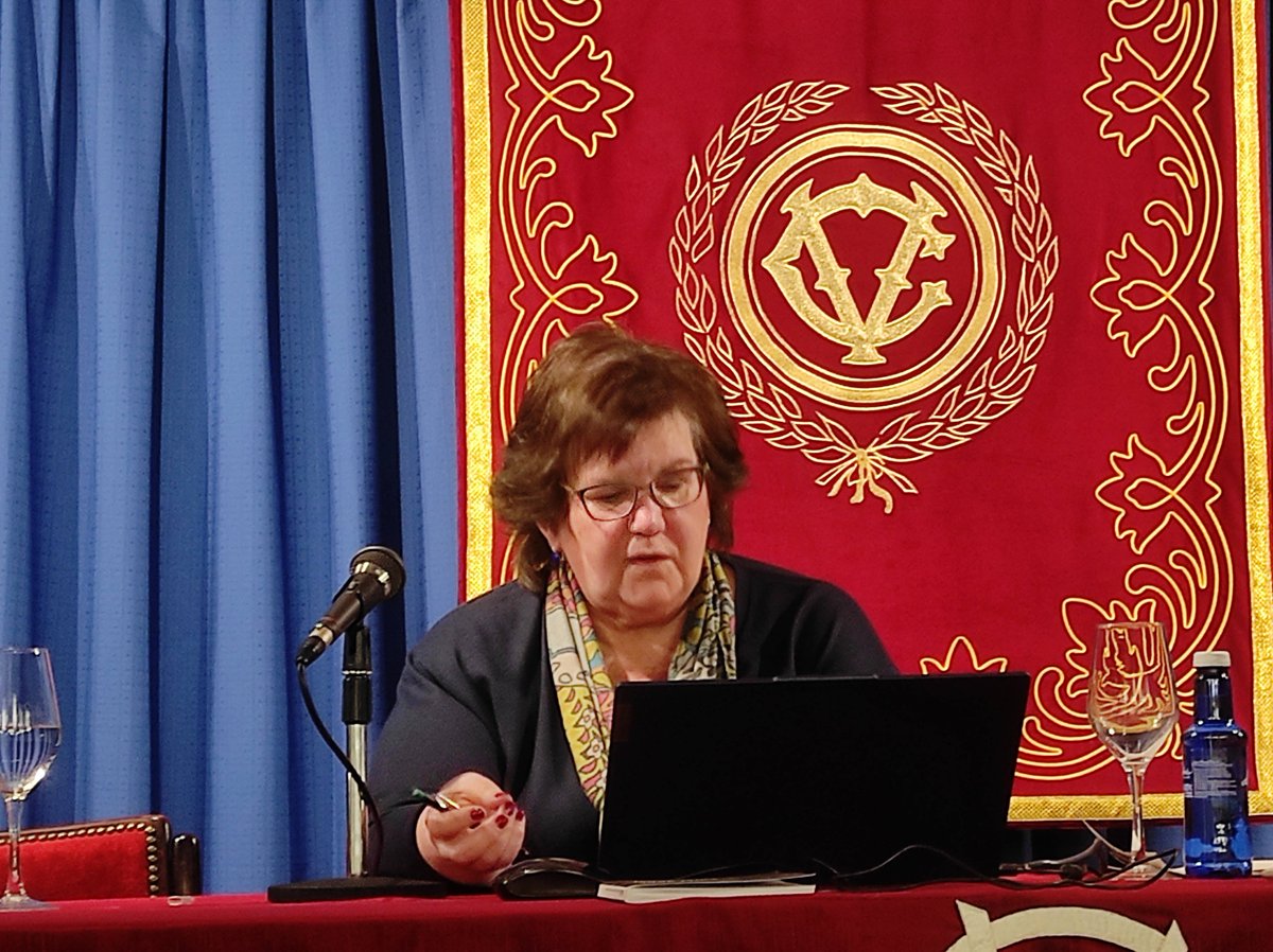 Hitzaldi ederra, hilak 12, Ana Arregui Barandiaranek emandakoa. Gaia, Isaak Diez margolaria. Magnífica conferencia, el 12 de febrero, en el Círculo Vitoriano, por la siempre experta Ana Arregui Barandiaran. Vida y obra del pintor Isaak Diez.  Presentó Santiago Arcediano