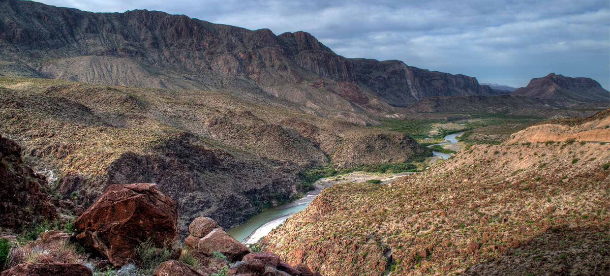 LaikenJordahl's tweet image. BREAKING: DHS waives dozens of laws to rush border wall construction through Big Bend State Park.

They want to rob this iconic western landscape from all of us, locking away our fishing holes &amp;amp; campsites behind concrete and steel. It's a  grotesque act of political vandalism.