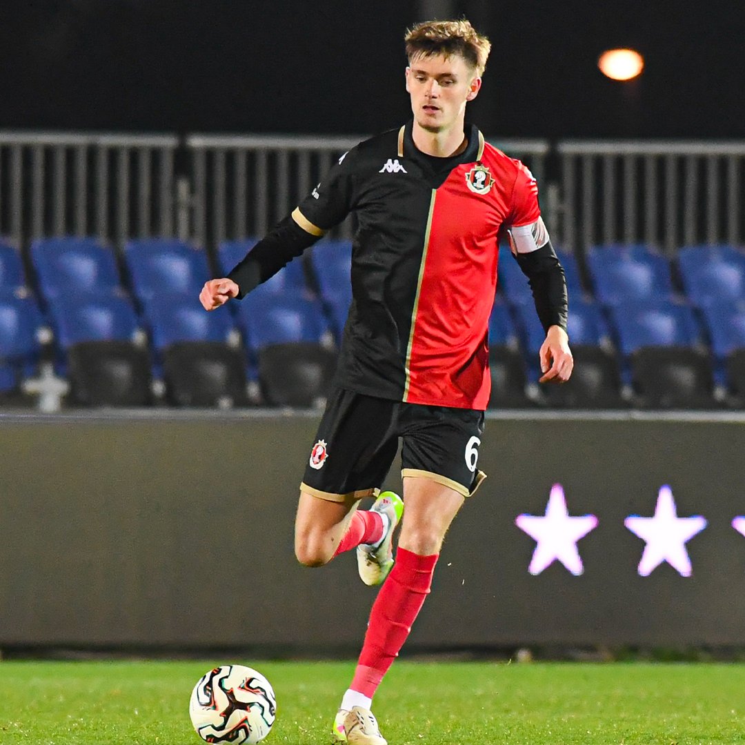 DAZN_BENL's tweet photo. 🇧🇪 Lierse SK – RFC Seraing
🕙 LIVE vanaf 20u00
📲 De DAZN-app
🔗 https://t.co/qW6KYBeBAm
🎙️@jeroenroppe

#LIESER https://t.co/hxGfPi5icr