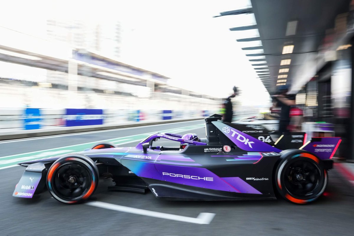 eFORMULAnews's tweet photo. .@FIAFormulaE in Jeddah 🇸🇦: Pascal Wehrlein secures hard-fought victory

https://t.co/81LJgK0tch

#JeddahEPrix #FormulaE #ABBFormulaE https://t.co/bsaR010jhV