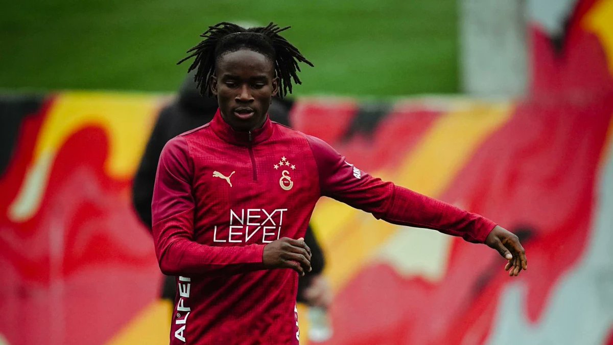 Nhaga yı en fazla (bu sezon hariç) 1 yıl izleriz çökerler çok fazla potansiyelli
#GSvEYP