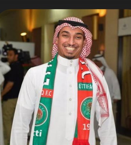 الاتفاق أمام الهلال عجبا؟
تثير نتائج  الاتفاق أمام  الهلال تساؤلات كبيرة لدى الشارع خاصة بعد تعيين المسلحين ياسر اتحاد كرة القدم وسامر 
الإدارة الاتفاق وكان الأمر والحقائق مرتبطة ببعض خاصة أن الاتفاق فنيا مع الأندية الأخرى يظهر شرسا قويا  السؤال لماذا أمام الهلال #الاتفاق_الهلال