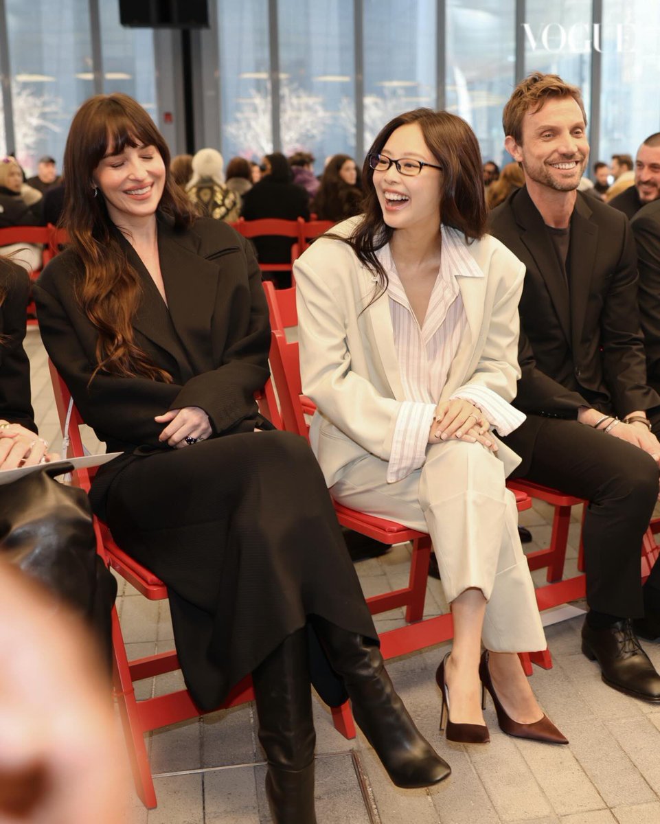 tjruby_'s tweet image. เจนนี่ที่โชว์ Calvin Klein Collection Fall 2026 จาก Vogue Thailand

JENNIE AT CALVIN KLEIN 
#JennieWearsCalvin
#NYFW2026 #NYFW
