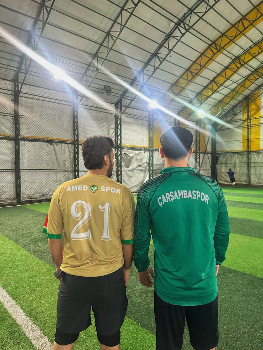 Bizim düğün kombini 🟢🔴
Her biji Amedspor ✌🏽