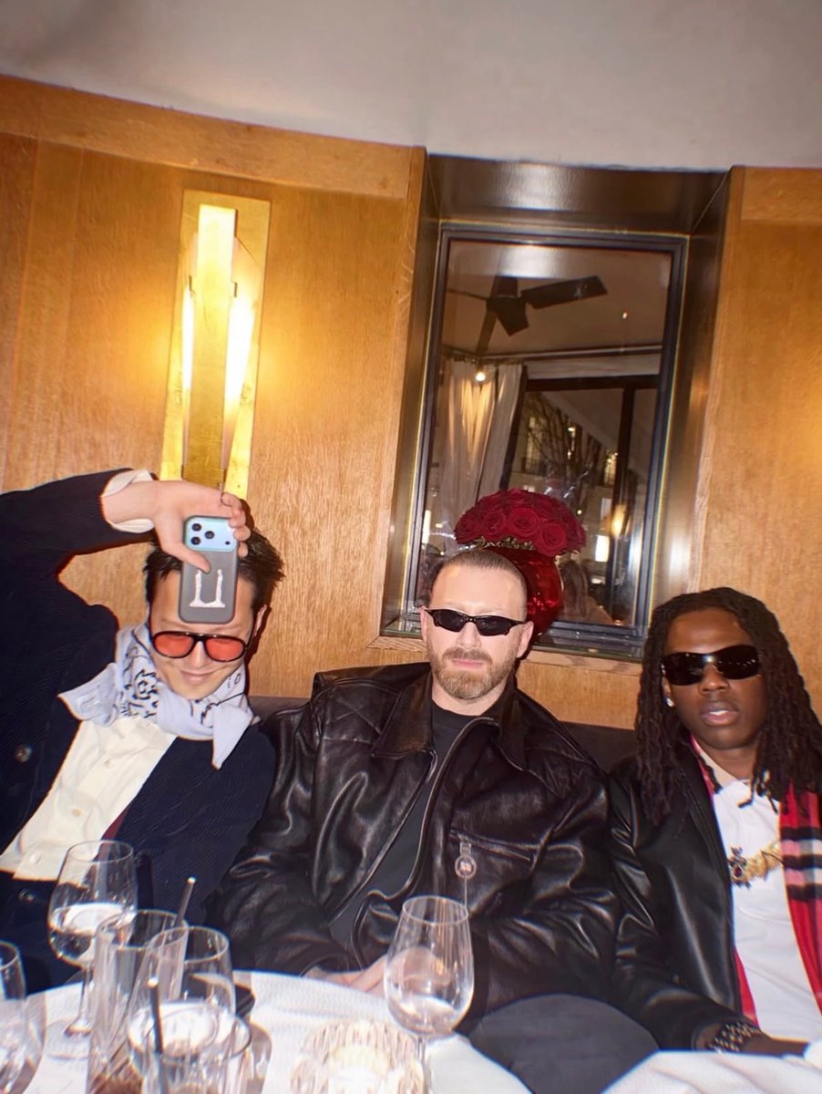 heisremanewss's tweet image. G-Dragon, Gvasalia &amp;amp; Rema in Paris (2026)