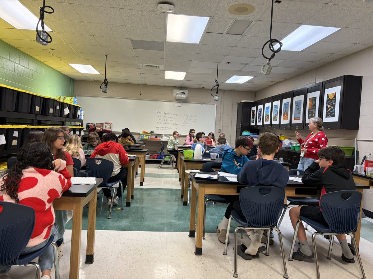 EB Thompson tweet media