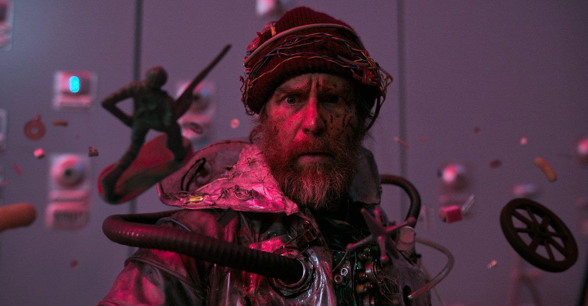 DiscussingFilm's tweet photo. ‘GOOD LUCK, HAVE FUN, DON’T DIE’, Gore Verbinski’s first movie in almost 10 years, is now playing in theaters. 

The film follows a man who takes patrons of an LA diner hostage, saying that he is from the future and must save them from AI. https://t.co/OrGpjirrHL