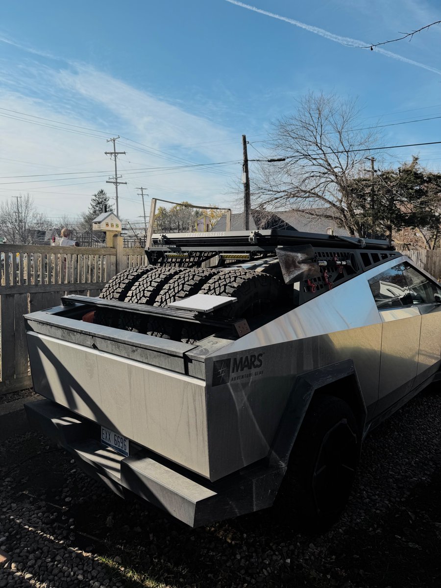 The Cybertruck Guy tweet media