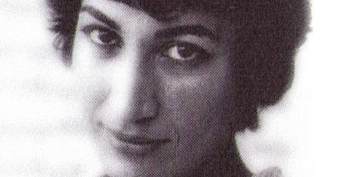 "Ben yüreğini  yitirmiş bu
 zamandan korkuyorum..." Füruğ Ferruhzad

1934 - 13 Şubat 1967