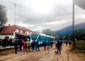 Córdoba: Hasta nuevo aviso se cancelan los servicios de pasajeros del Tren de las Sierras en el tramo Cosquín - Capilla del Monte

wwwcronicaferroviaria.blogspot.com/2026/02/cordob…