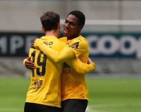 Footballrover's tweet image. Kparobo Arierhi nets 4th goal in two games as Lillestrøm, Strømsgodset trade blows in eight-goal thriller

More details on Footballrover.com 🔥

footballrover.com/kparobo-arierh…

#KparoboArierhi #Lillestrøm  #Strømsgodset #Footballrover