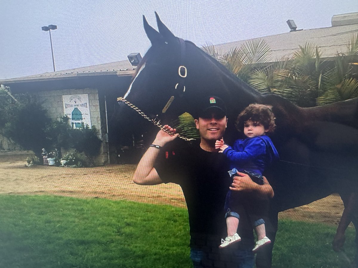 Aron Wellman tweet media