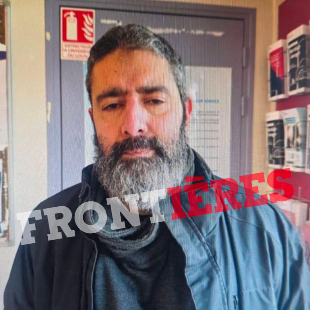 [Info <a href="/Frontieresmedia/">Frontières</a>] Attaque terroriste présumée contre un gendarme à Paris. L’individu interpellé est Brahim Bahrir, connu des services de renseignement comme un individu islamiste radicalisé.