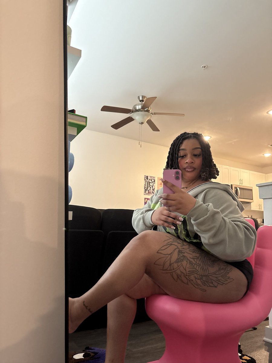t baby tweet media