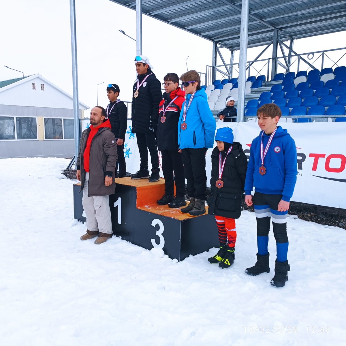 yilmazilhan30's tweet photo. 09–13 Şubat tarihleri arasında Erzurum Kayaklı Koşu ve Biathlon Tesislerinde düzenlenen Biathlon 1. Etap yarışlarında sporcularımız büyük bir başarıya imza attı.
🏆 10 Birincilik
🥈 9 İkincilik
🥉 8 Üçüncülük
🏅 2 Dördüncülük
🏅 3 Beşincilik
Azimleri, disiplinleri ve mücadeleleriyle bizleri gururlandıran tüm sporcularımızı ve antrenörlerimizi tebrik ediyorum. Başarılarınız daim olsun!
@OA_BAK 
@alicelik_64 
@TCyuksekova 
@30Emin_YILDIRIM 
@sabridemir30 
@guldalfahri1