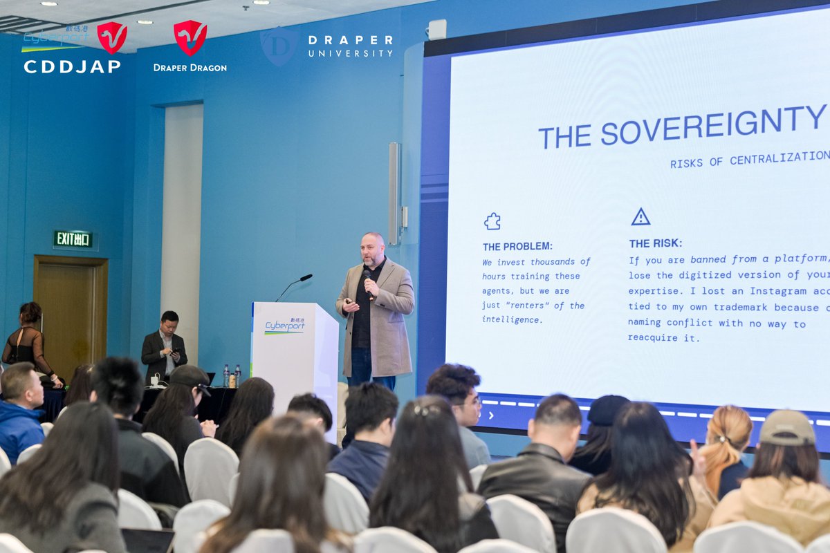 TradeOS_ai's tweet photo. It's exciting for TradeOS to join the Draper ecosystem — and honored to be on stage with @DraperDragon @draper_u @cyberport_hk to discuss the tipping point of Web3 × AI.

Nice Hong Kong × Silicon Valley trend walkthrough sharings from @TimDraper 

Web3 is heading into the era of real value 🌍
