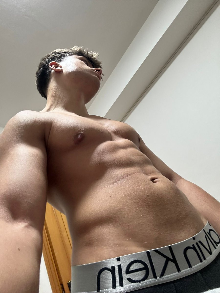 onlyfriendsbl's tweet photo. #ProvaDoLider #Carnaval #Carnaval2026 #calvinkleinXMilk https://t.co/4cVsdtR1Kk
