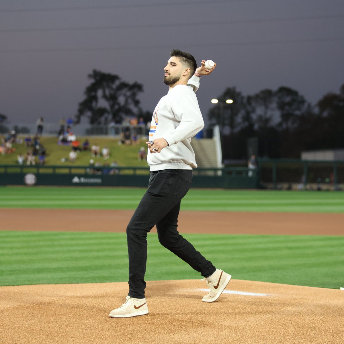 Florida Gators Baseball tweet media