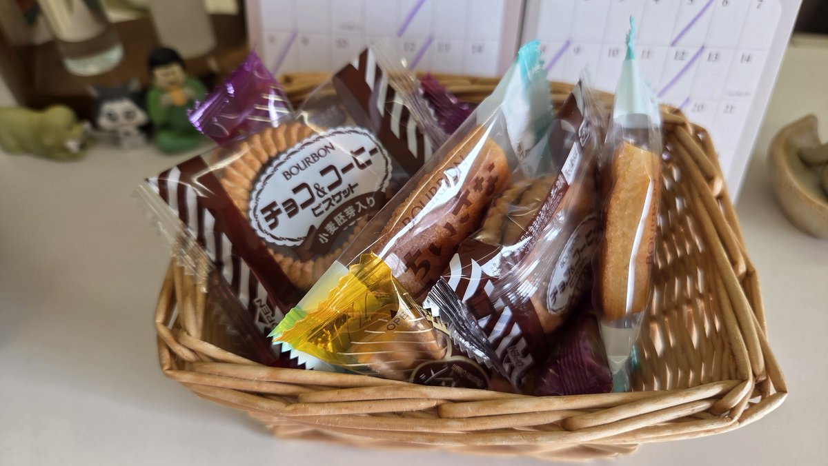chiro_seed's tweet photo. おはようございます。

バレンタインのお菓子。
ほんの気持ちですがお一つどうぞです😊 https://t.co/GXImCf22QT