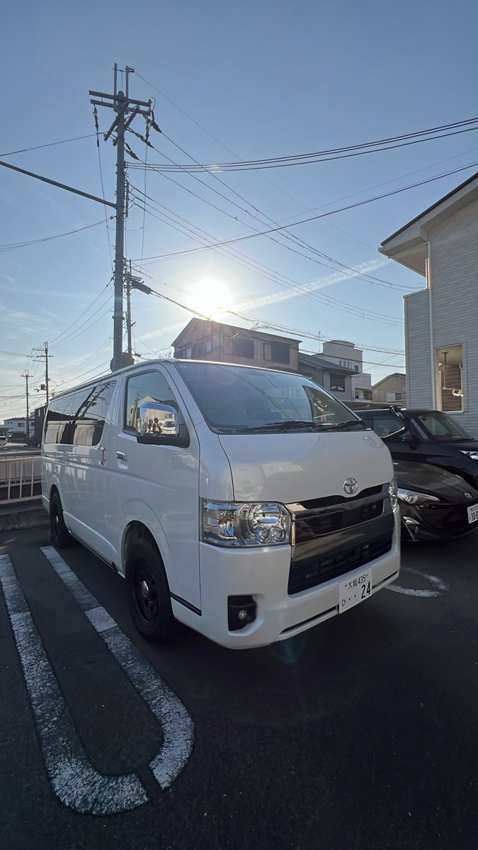 RyutoI's tweet photo. ちょっと前にキャラバンから受け継いだデイトナ履いた✌️雪終わったらクロームメッキのデイトナ入れよ✌️ https://t.co/YXVDqUwWj8