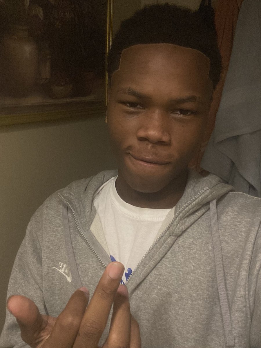 CalvinJonTrez's tweet photo. Working W my face https://t.co/9NjtXh5c4E